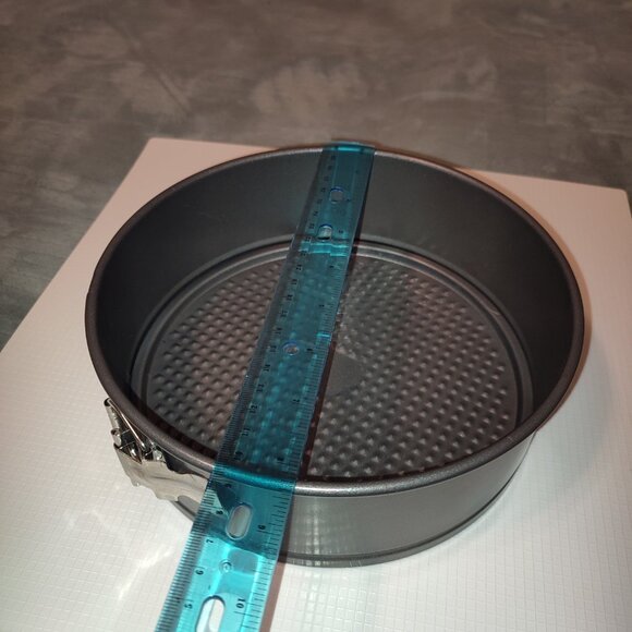 8 Inch Cake Baking Pan Bakeware Ovenware Deserts Spring Form Removable Bottom - Picture 4 of 7